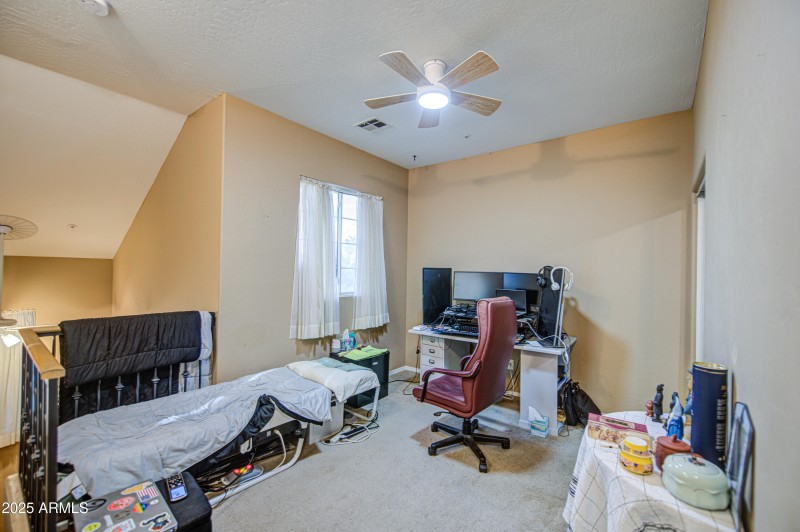 Loft 2