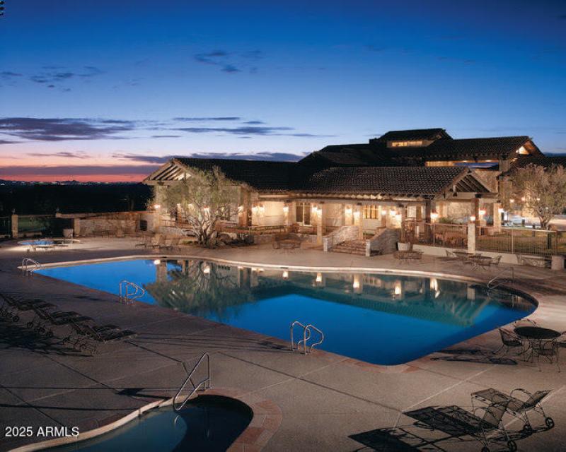 Trailhead Community Pool