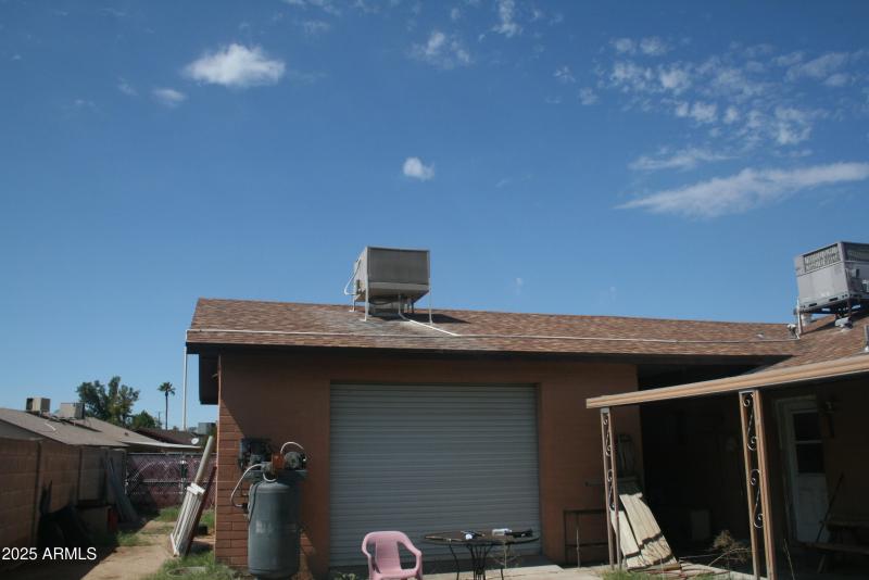 Swamp cooler on Shop