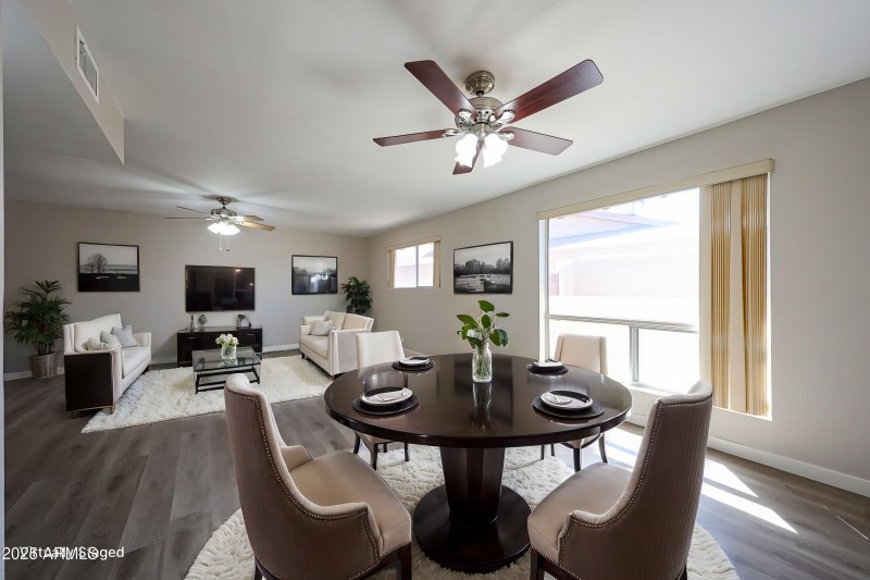 B-(14) - Dining Room - Luxury - 3