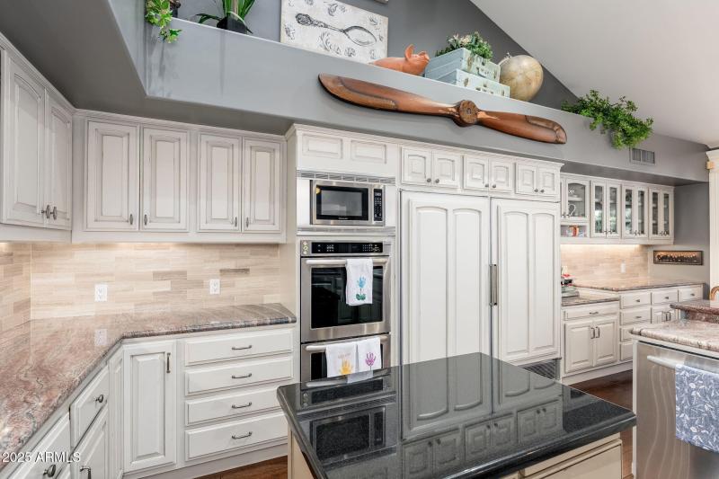 Kitchen 5