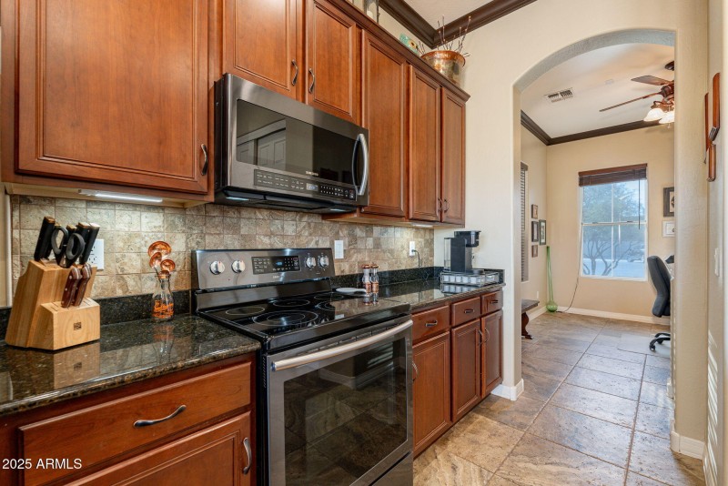 Lots of Counter Space!