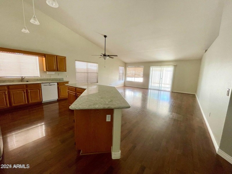 20210626034346683831000000-o