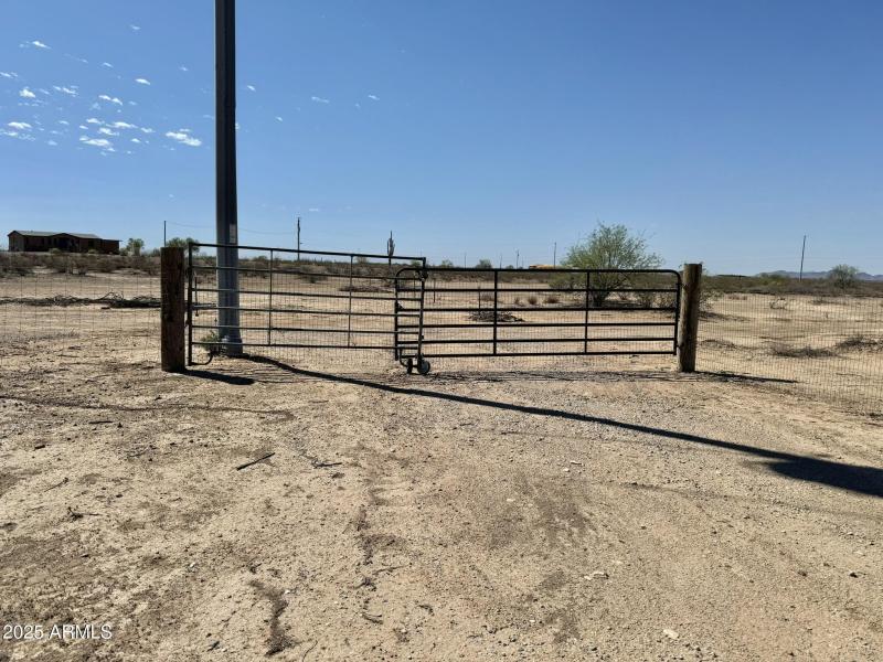 BACK RV GATE