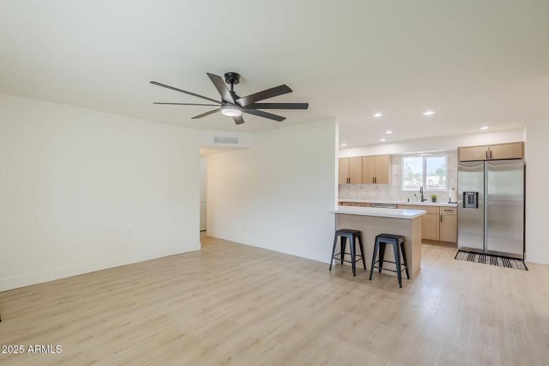 28-web-or-mls-Lockwood-16