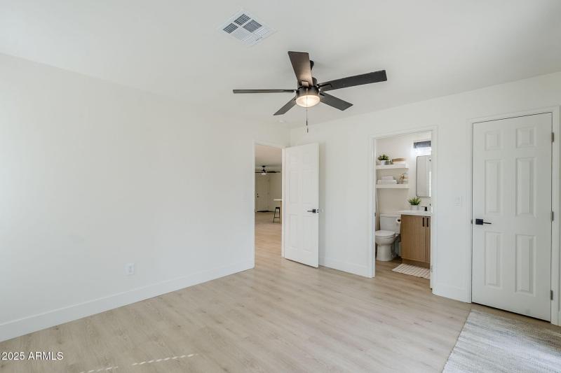 45-web-or-mls-Lockwood-33