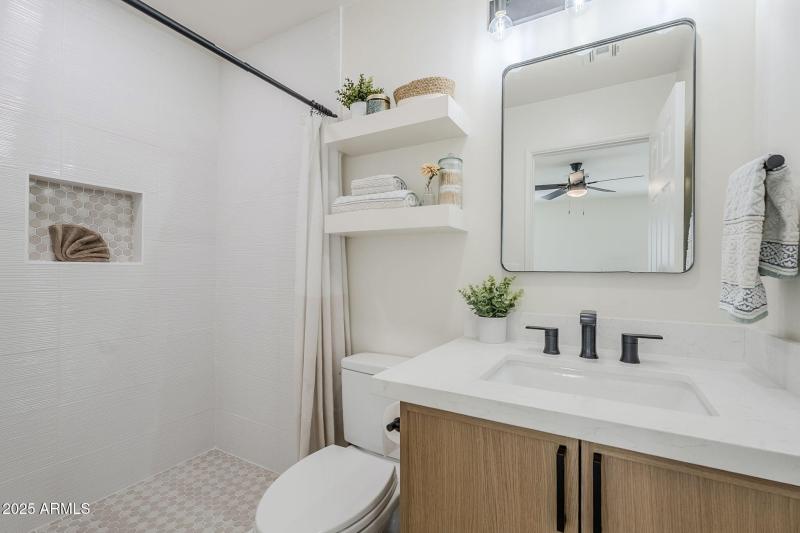 47-web-or-mls-Lockwood-35