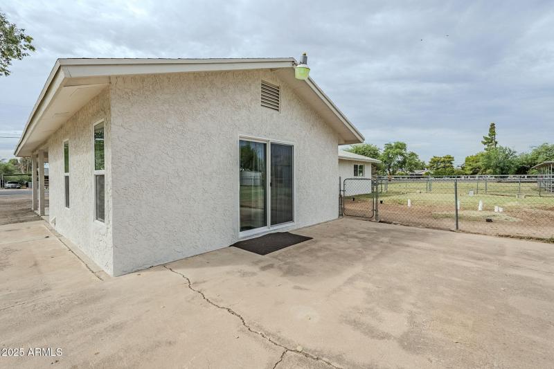 53-web-or-mls-Lockwood-41