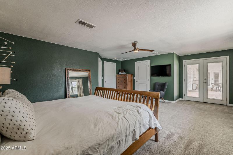 Primary Bed