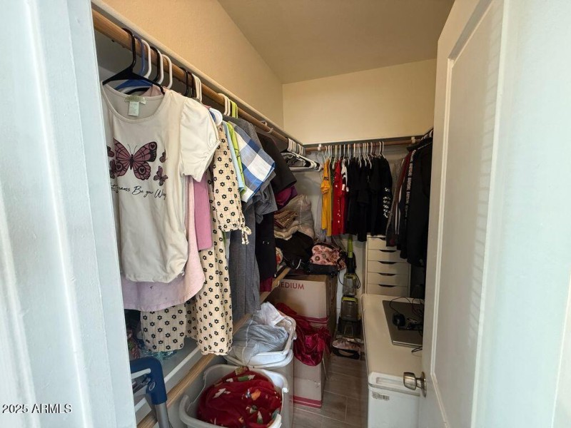 walk in closet
