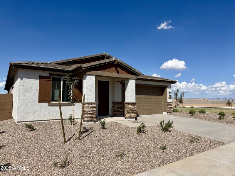 Exterior End Lot