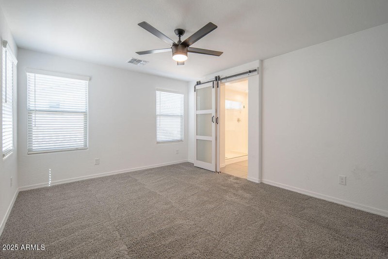 20250919_14118-W-Hackamore-Dr_11