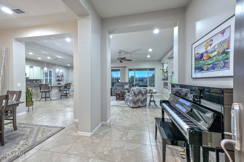 27162 W Behrend DR, Buckeye, AZ 85396