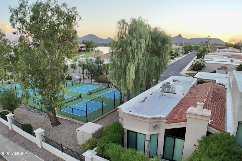 8401 N 84th Pl, Scottsdale