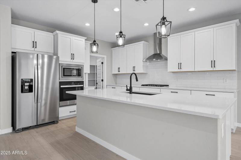 09-Kitchen