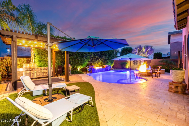 Everything Lights Up!