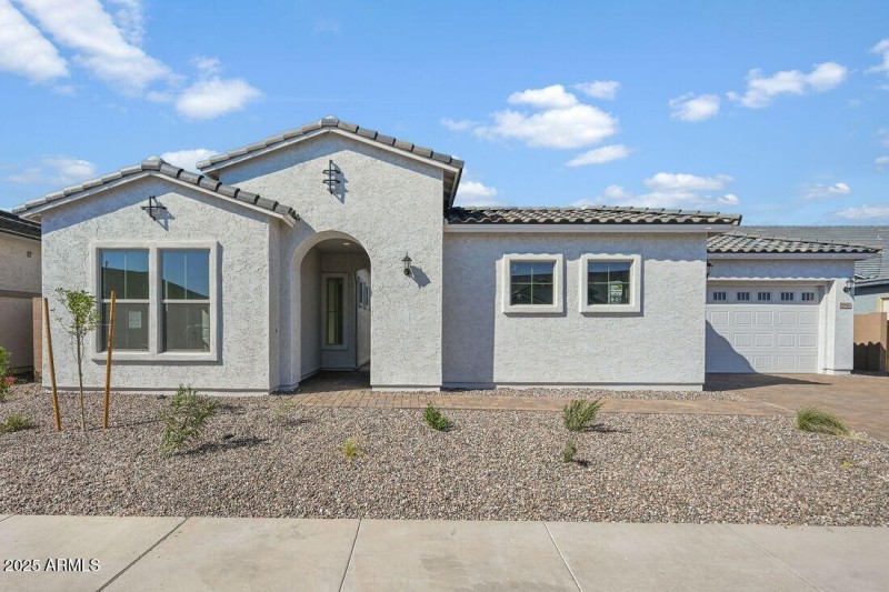 7660 W REMUDA Drive- Ready Now!