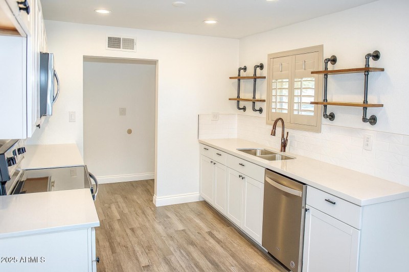 kitchen2