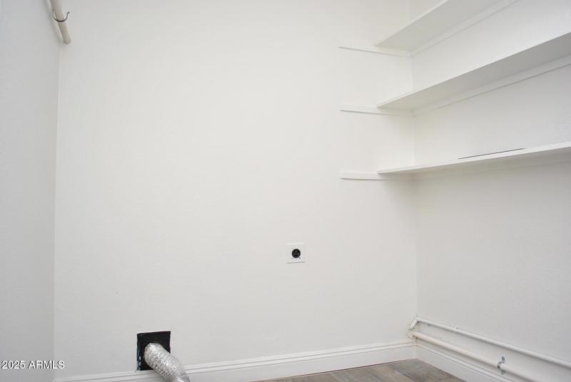 laundy1