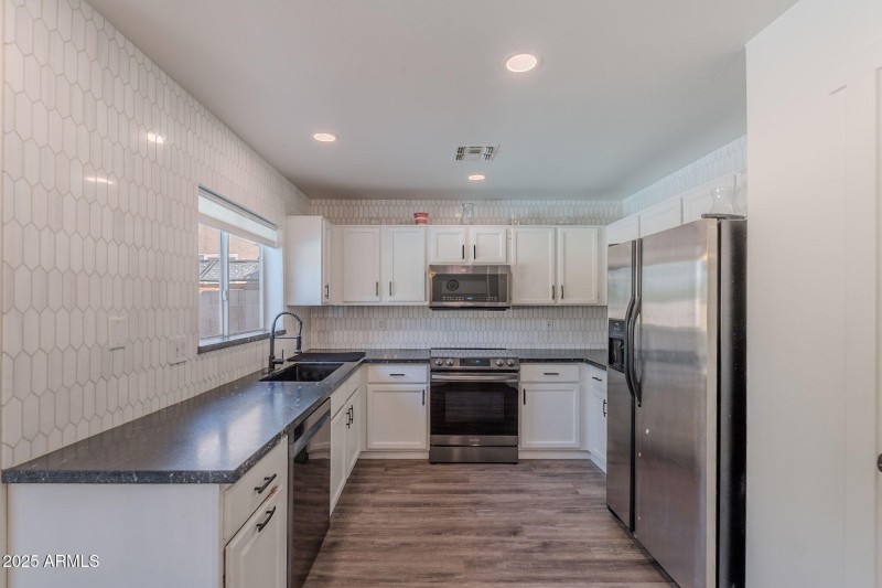 7-web-or-mls-Butler-7