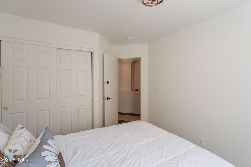 24-web-or-mls-Butler-24