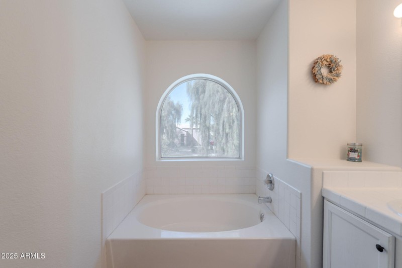 39-web-or-mls-Butler-39