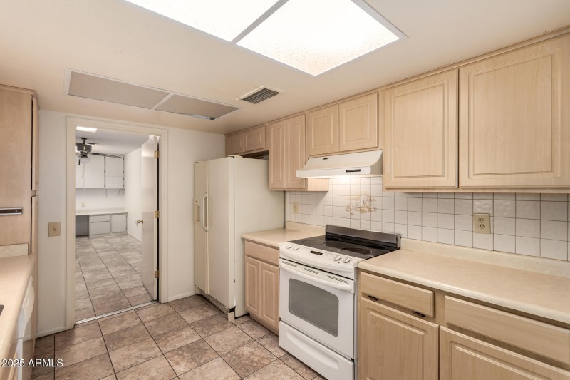 13 - Crystal Lake 12735