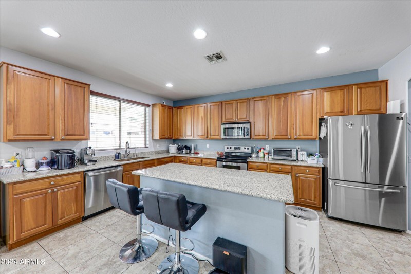 20-13616 W San Miguel Avenue-20