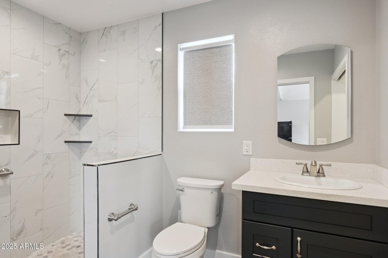 casita bathroom