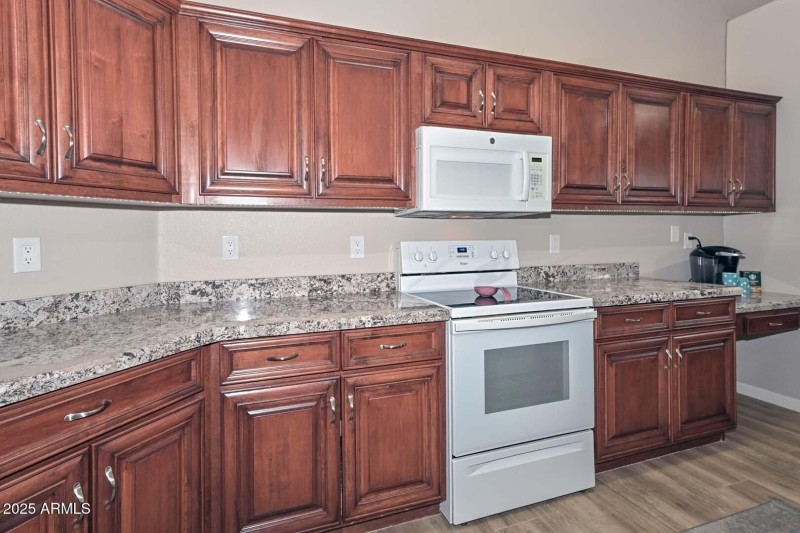 Kitchen-Range