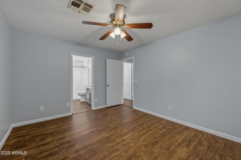 845W15thLane-21