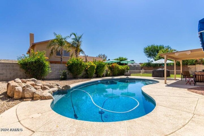 20220428073335673220000000-o