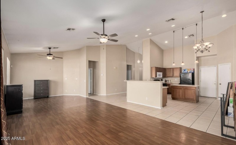 987F32F6-BA1B-466C-B094-DE3BB5AD2D4D_1_2