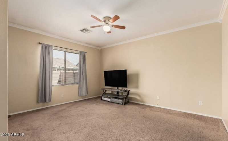 4F7303F6-34E6-4D2E-8F3F-2FF2A306C394_1_2