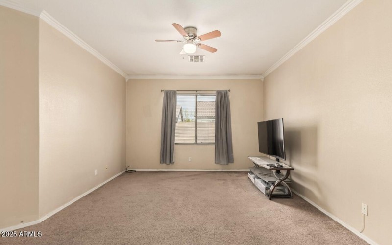 EF567682-4B00-41C1-99EA-40187A78F872_1_2