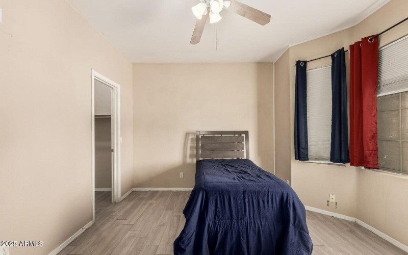 A8C230AE-B686-4196-B233-E08C37715386_1_2