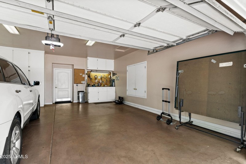 046__1903 E Freeport Ct
