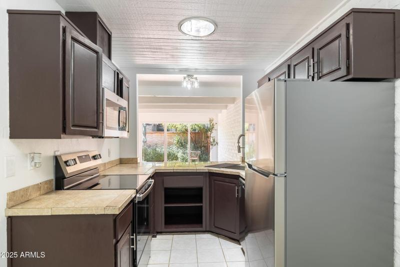19-web-or-mls-3012-n-32nd-st-unit-36