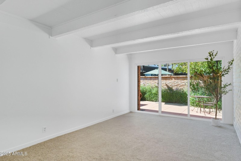 11-web-or-mls-3012-n-32nd-st-unit-36