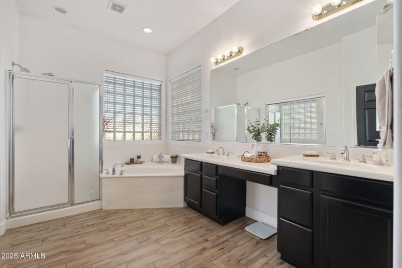 8809 W Hayward Ave - 20