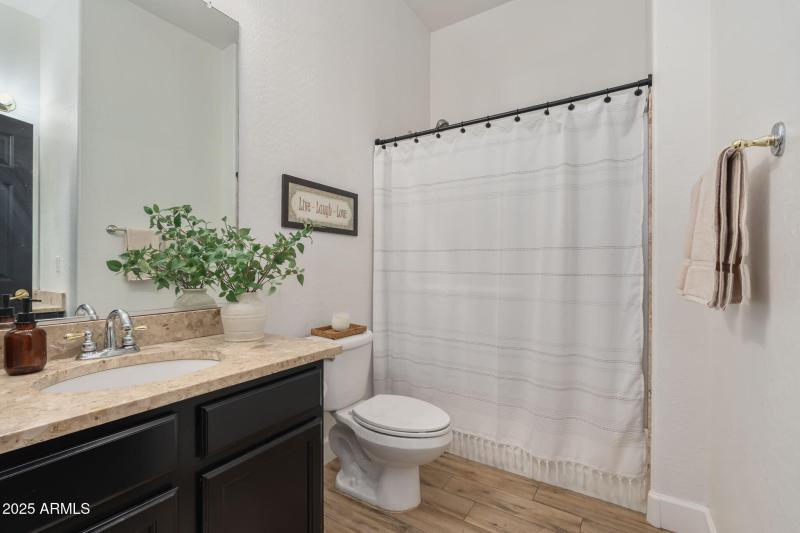 8809 W Hayward Ave - 28