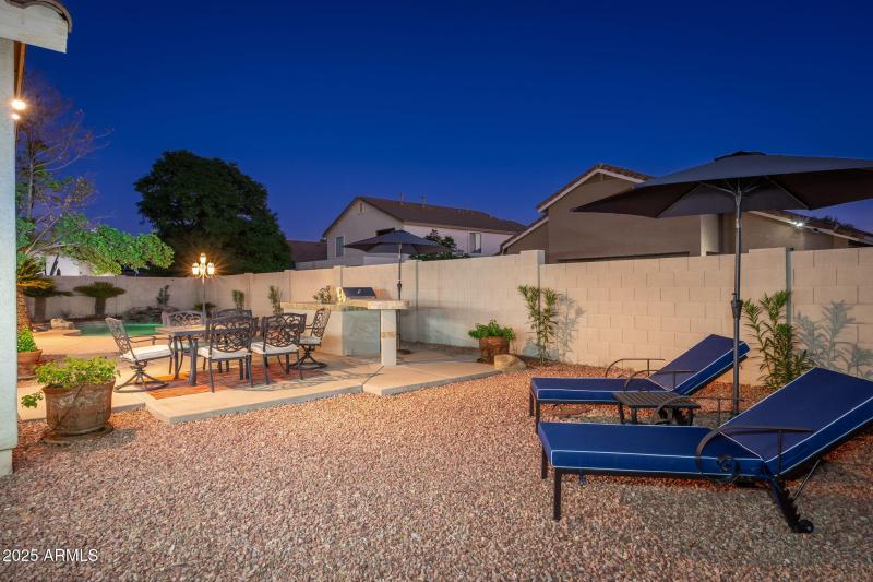 8809 W Hayward Ave - 49