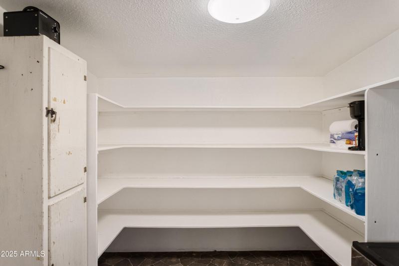 walk in pantry