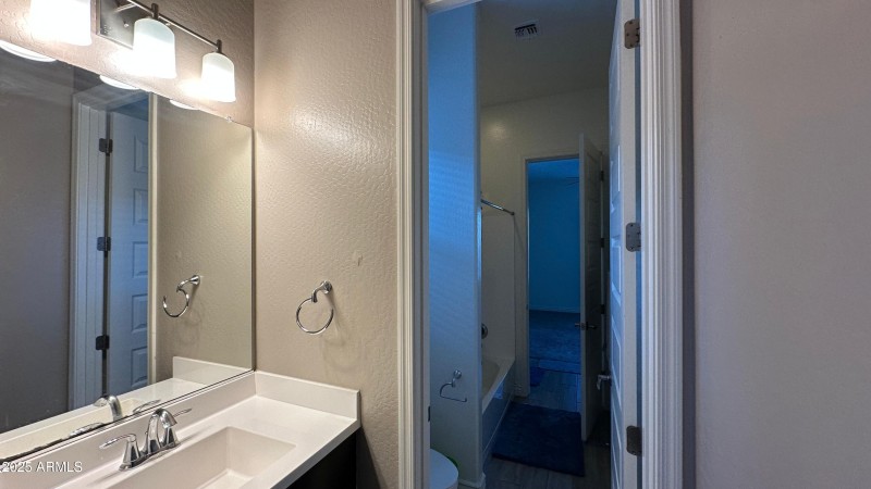 WhatsApp Image 2025-09-21 at 20.47.53_12