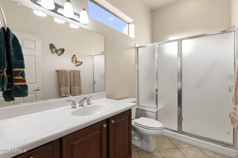 Guest Suite Bathroom