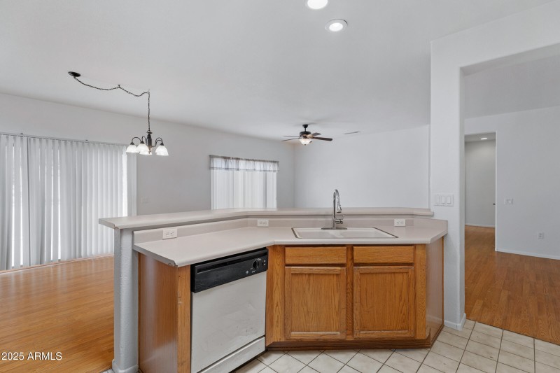 16068 W Glendora Ct-15