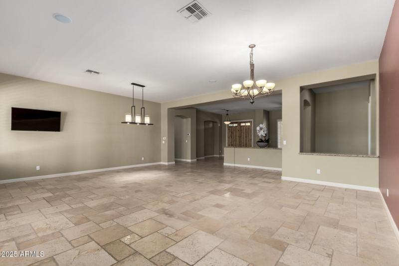 3531 E Norwood Circle