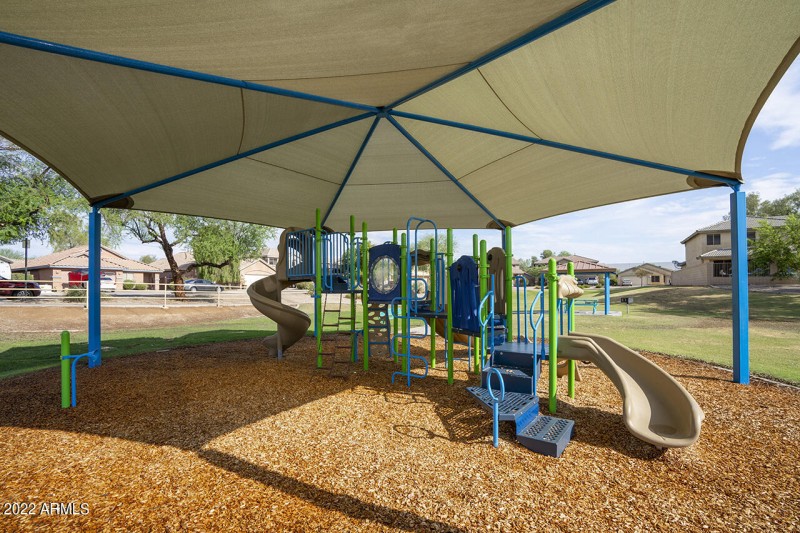 Backyard overlooks Park