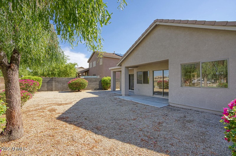 Backyard overlooks Park