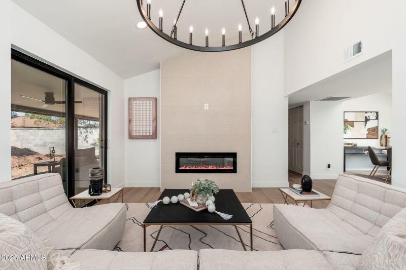3417 E Montecito Ave - 06